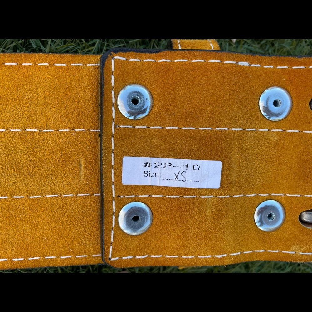 Lifting belt